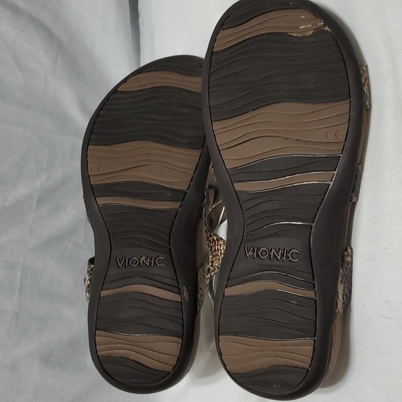 Vionic snakeskin print comfort sandals tan brown amber - Picture 5 of 7